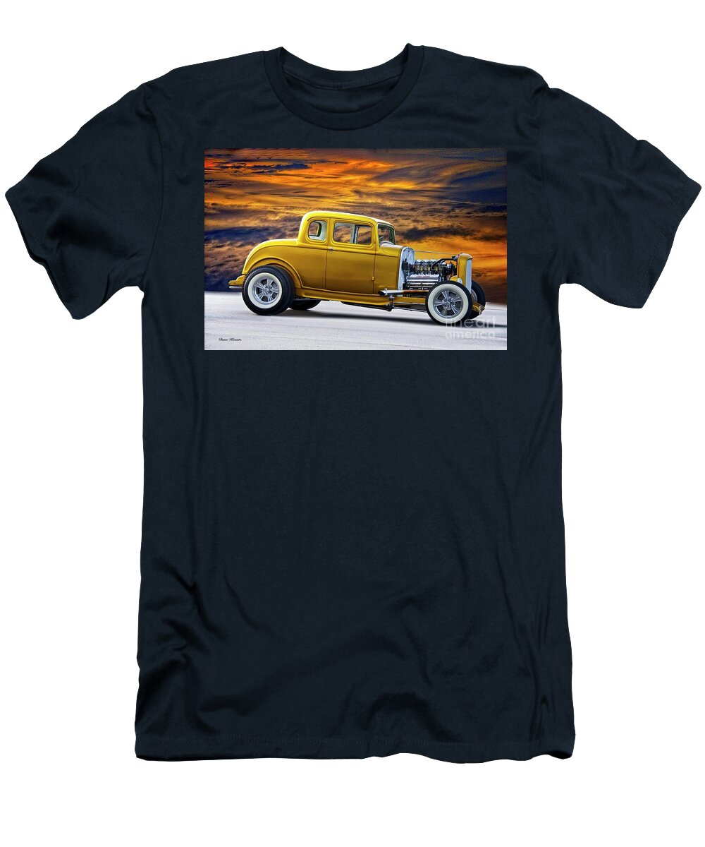 1932 Ford Five Window Coupe All the Kings Gold Dave Koontz T-Shirt